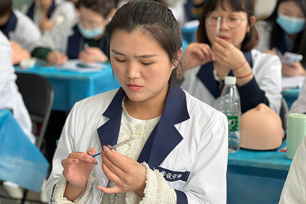 女人学一技之长重要吗？杭州培训微整学校哪家正规？